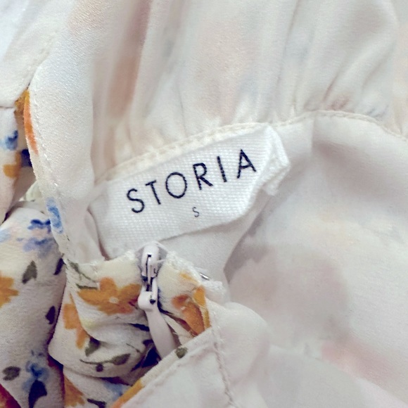 Cute Storia floral sundress - Picture 5 of 5